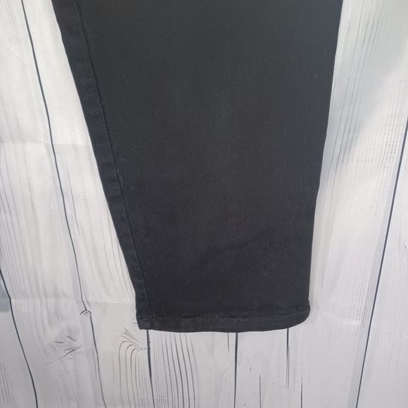 Gloria Vanderbilt Amands Classic Black Jeans - Picture 4 of 12